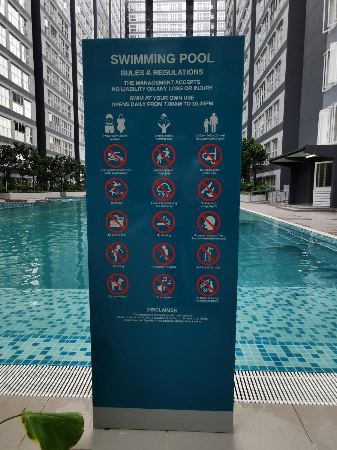 Kajang Industrial House With Olympic Size Swimming Pool Apartment Екстериор снимка