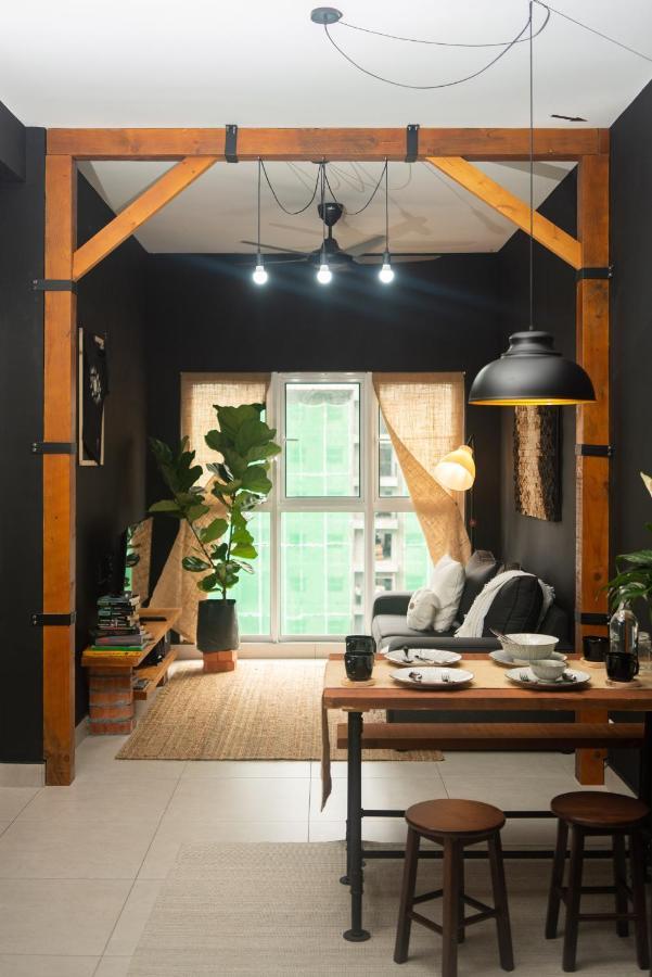 Kajang Industrial House With Olympic Size Swimming Pool Apartment Екстериор снимка